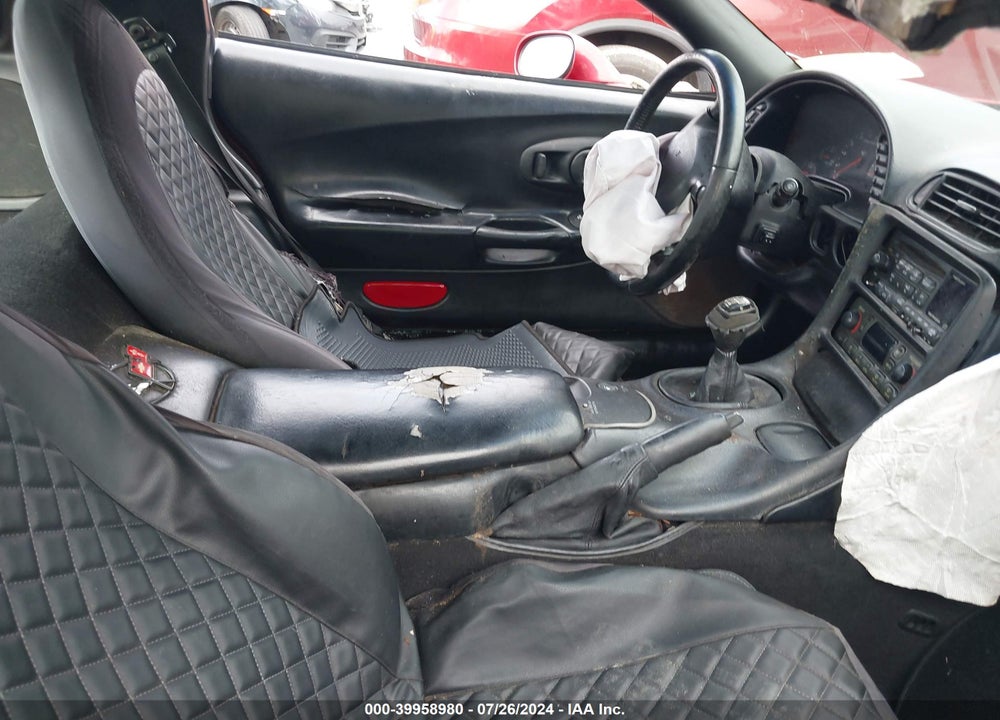 2002 CHEVROLET CORVETTE VIN: 1G1YY22G525125818