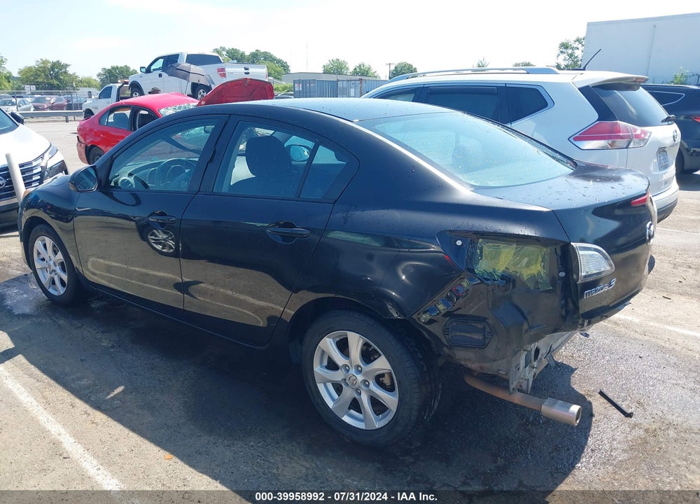 2011 MAZDA 3 I TOURING VIN: JM1BL1VF9B1434675