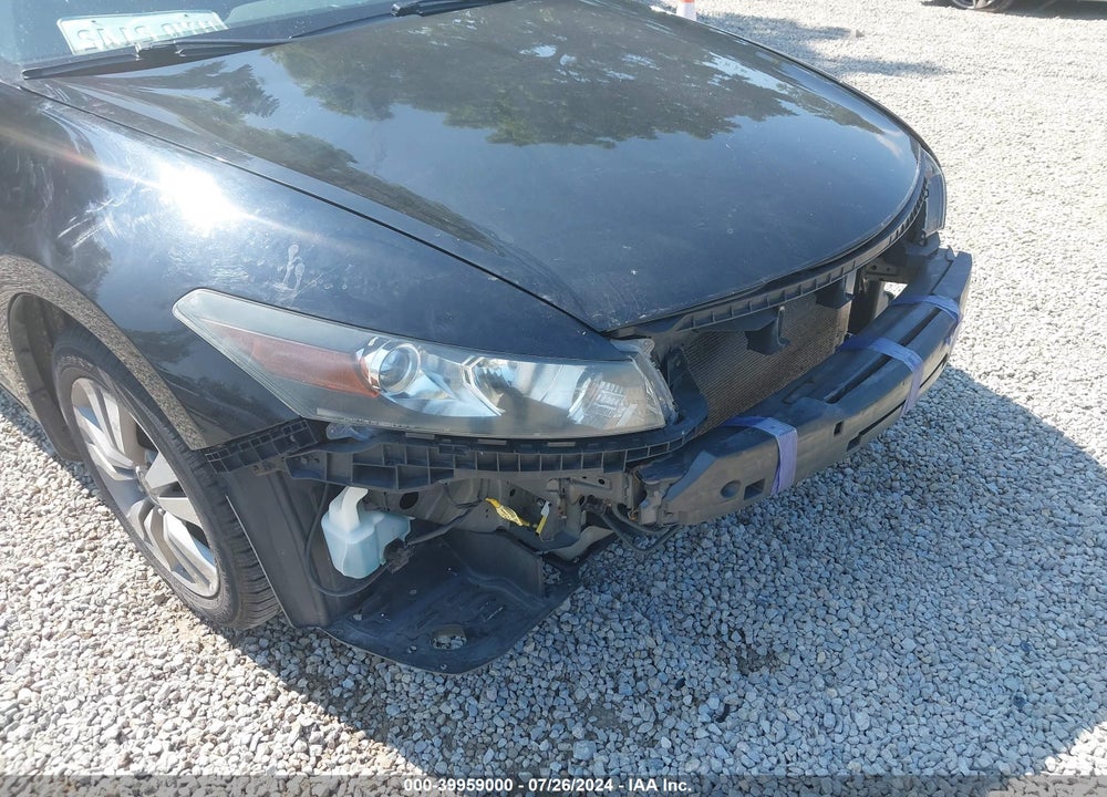 2010 HONDA ACCORD 2.4 LX-S VIN: 1HGCS1A33AA018379