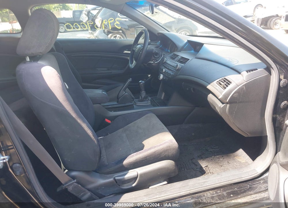 2010 HONDA ACCORD 2.4 LX-S VIN: 1HGCS1A33AA018379