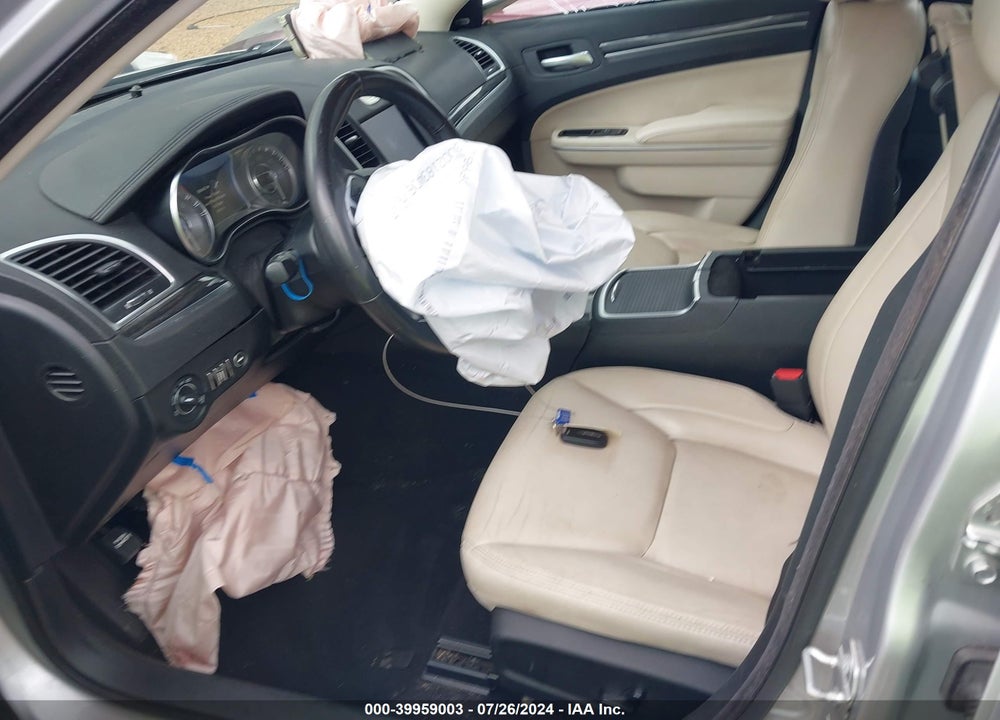 2019 CHRYSLER 300 VIN: 2C3CCAAG7KH731159