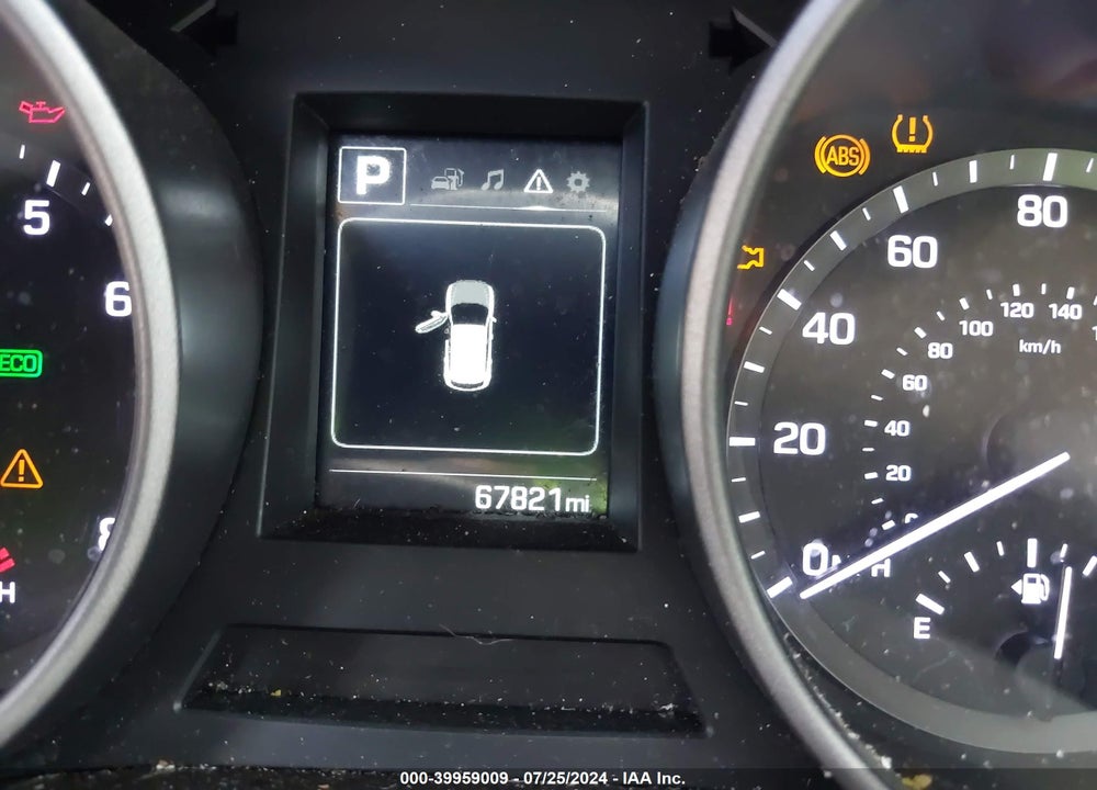 2017 HYUNDAI SANTA FE SPORT 2.4L VIN: 5XYZT3LB8HG384015
