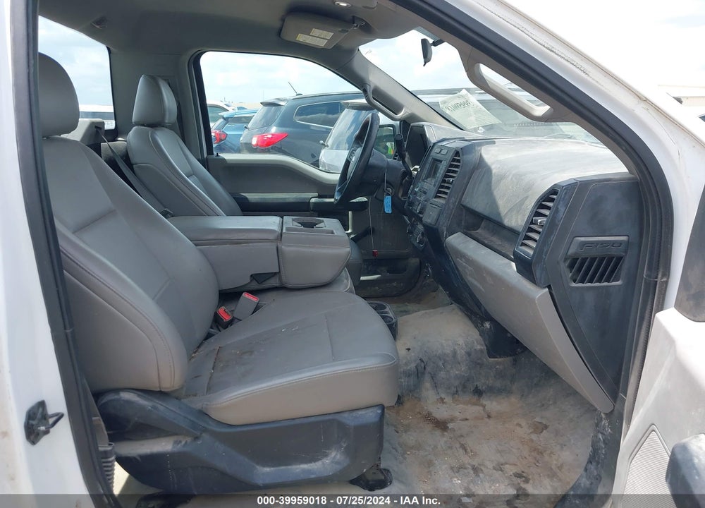 2016 FORD F-150 XL VIN: 1FTMF1C89GKE32902