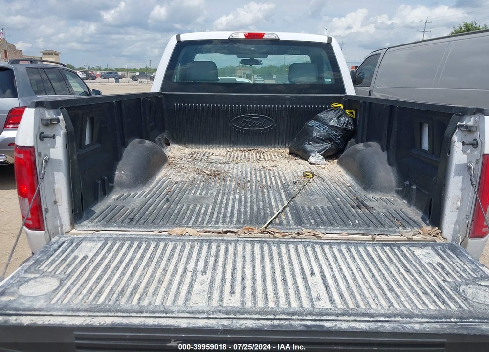 2016 FORD F-150 XL VIN: 1FTMF1C89GKE32902