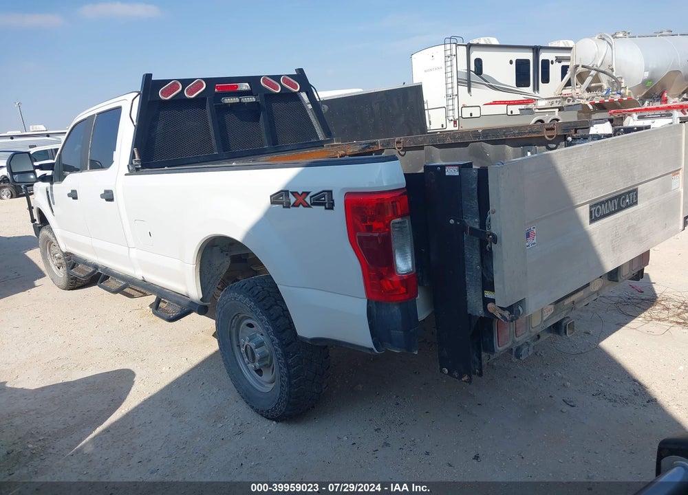 2019 FORD F-350 XL VIN: 1FT8W3B67KEG46565