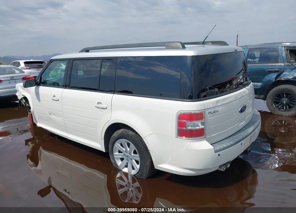 2011 FORD FLEX SE VIN: 2FMGK5BC0BBD21692