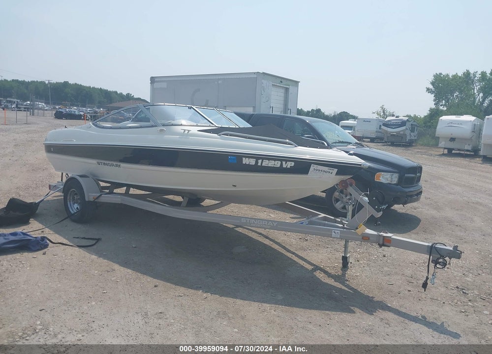 2006 STINGRAY 185LX VIN: PNYUSYFXC606
