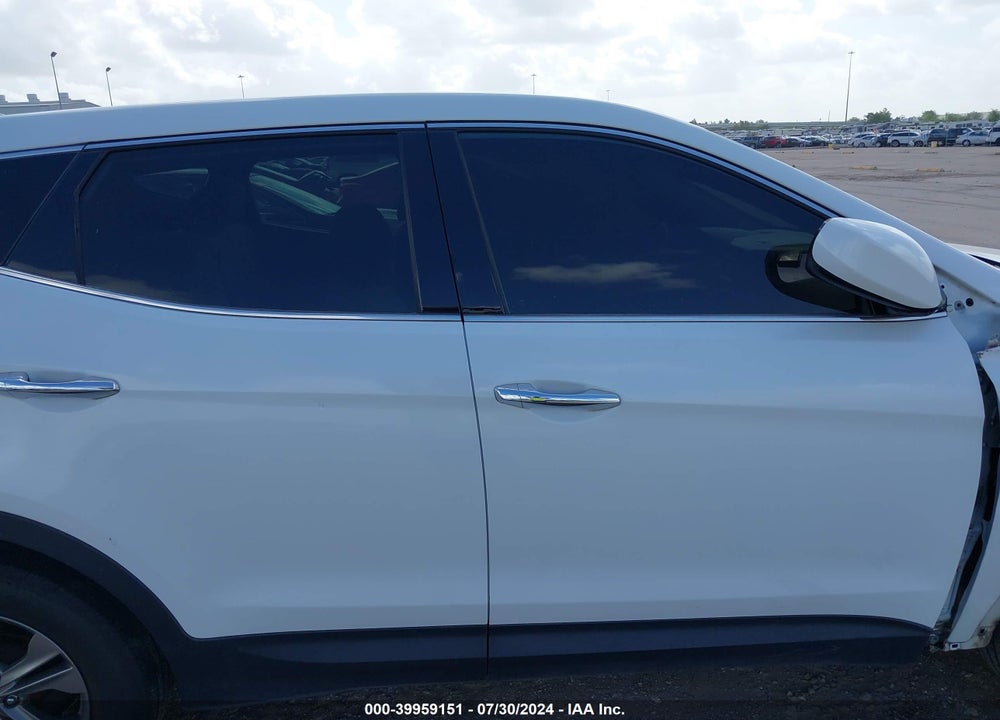 2016 HYUNDAI SANTA FE SPORT 2.4L VIN: 5XYZTDLB9GG352954