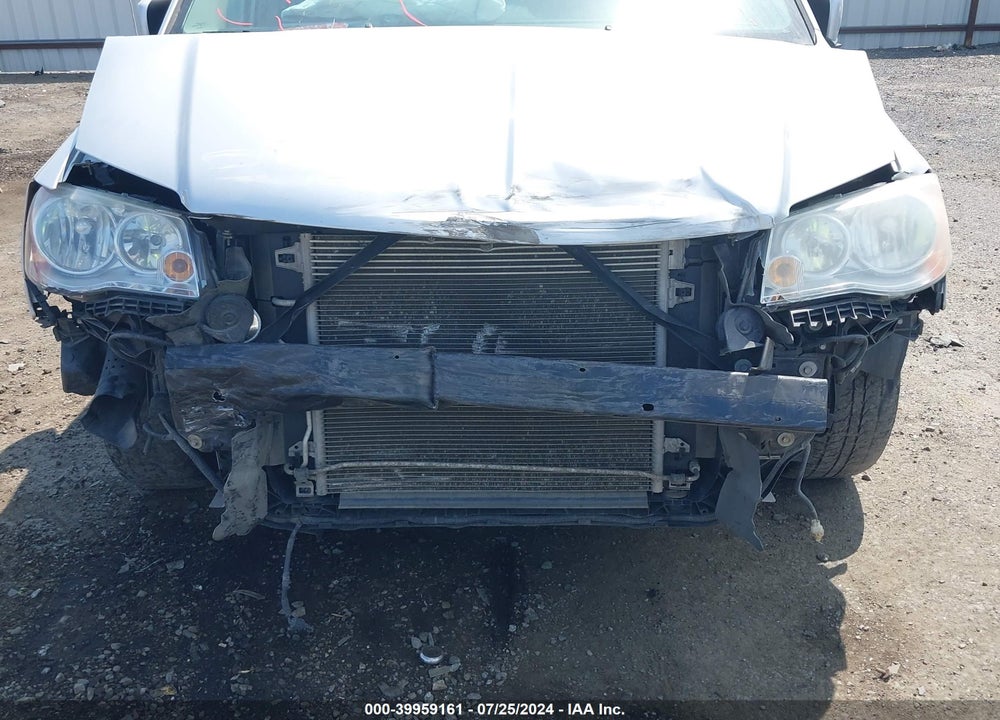 2011 DODGE GRAND CARAVAN CREW VIN: 2D4RN5DG1BR662369