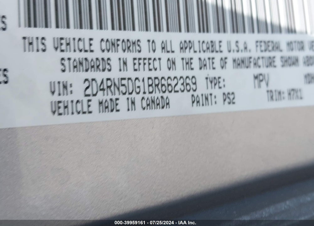 2011 DODGE GRAND CARAVAN CREW VIN: 2D4RN5DG1BR662369