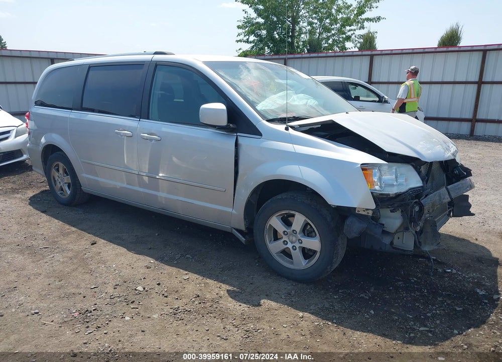 2011 DODGE GRAND CARAVAN CREW VIN: 2D4RN5DG1BR662369
