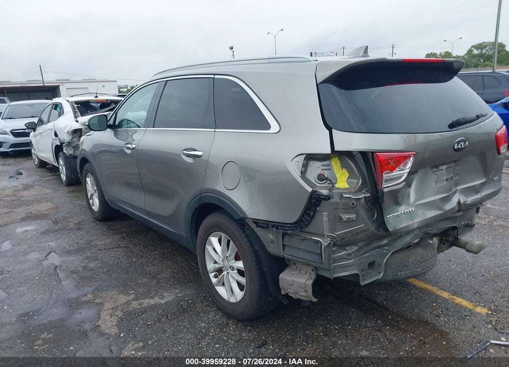 2016 KIA SORENTO 2.4L LX VIN: 5XYPG4A34GG026373
