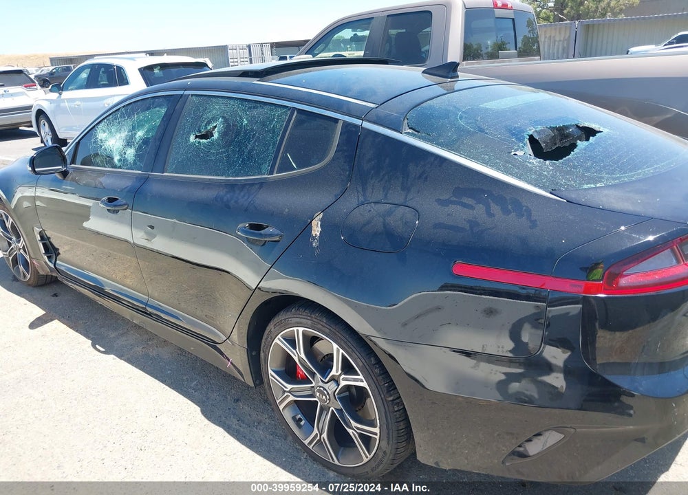 2018 KIA STINGER GT2 VIN: KNAE55LC3J6028347