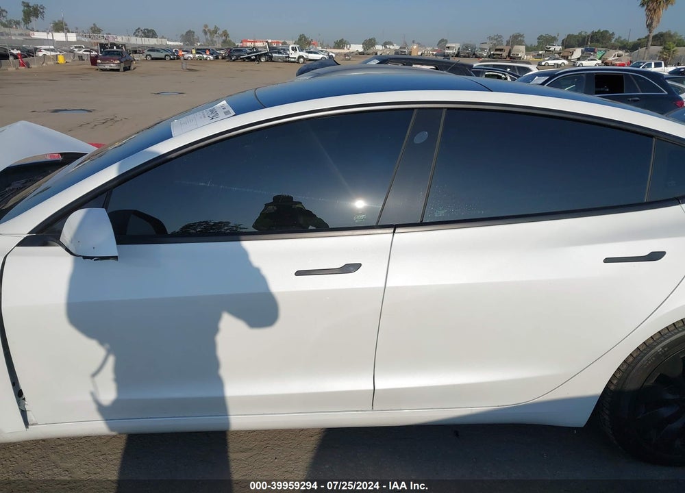 2022 TESLA MODEL 3 LONG RANGE DUAL MOTOR ALL-WHEEL DRIVE VIN: 5YJ3E1EB7NF210831