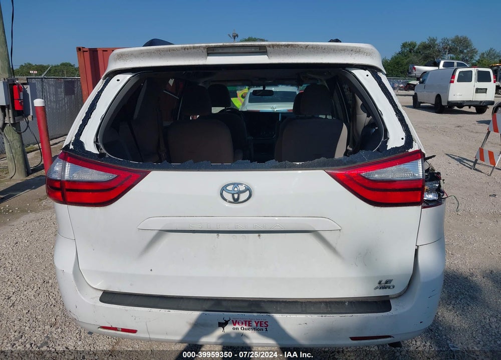 2015 TOYOTA SIENNA LE 7 PASSENGER VIN: 5TDJK3DC0FS126515