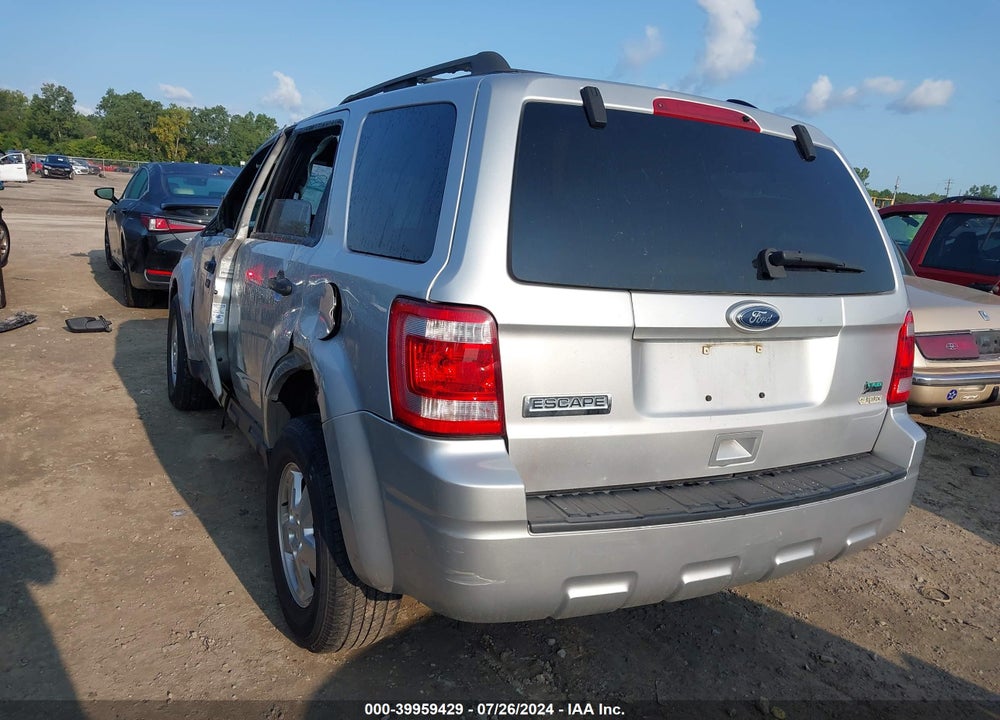 2010 FORD ESCAPE XLT VIN: 1FMCU0DG9AKD38166