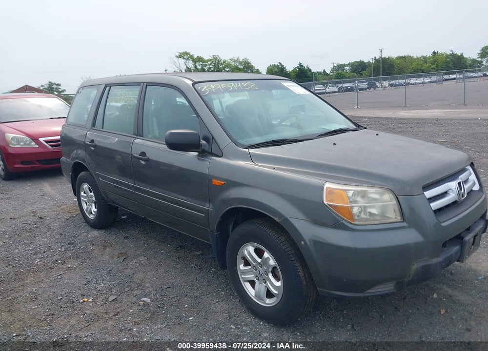 2007 HONDA PILOT LX VIN: 5FNYF28117B030498