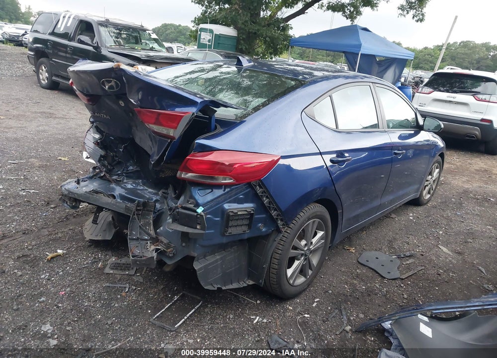 2018 HYUNDAI ELANTRA SEL VIN: 5NPD84LF6JH270517