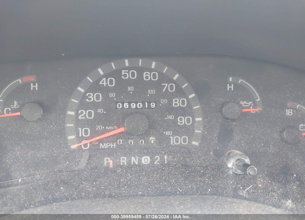 1999 FORD E-350 COMM. CUTAWAY STANDARD VIN: 1FDSE37F5XHB91377