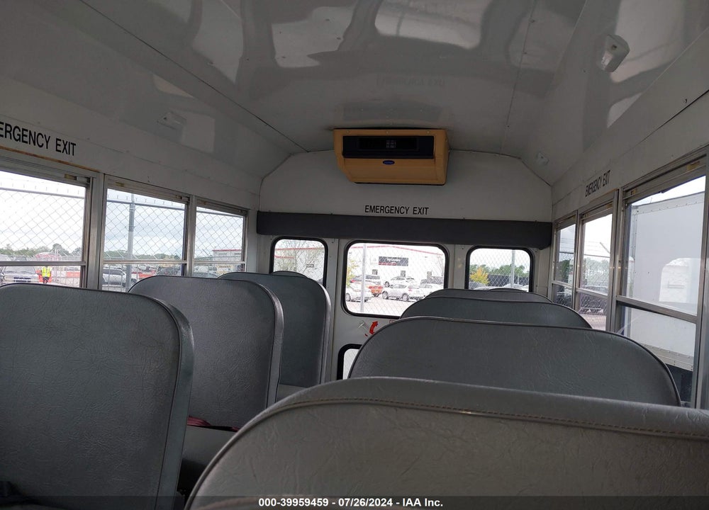 1999 FORD E-350 COMM. CUTAWAY STANDARD VIN: 1FDSE37F5XHB91377