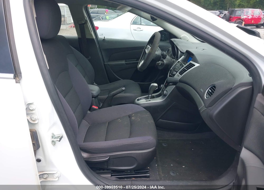 2014 CHEVROLET CRUZE 1LT AUTO VIN: 1G1PC5SB0E7326003