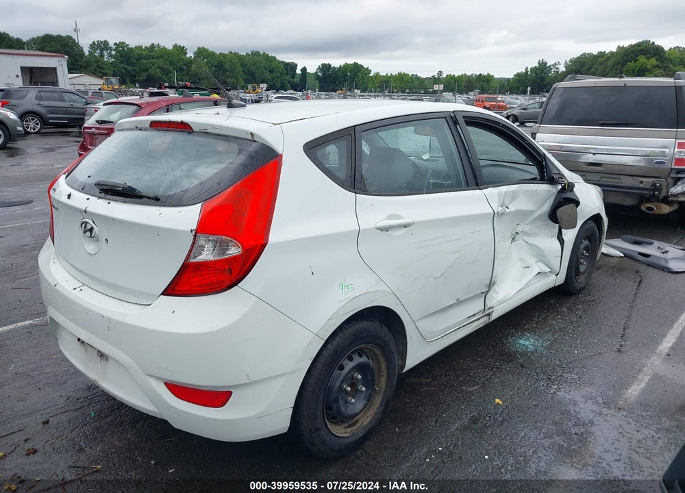 2014 HYUNDAI ACCENT GS VIN: KMHCT5AE0EU176215