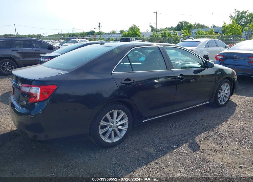 2013 TOYOTA CAMRY HYBRID LE/XLE VIN: 4T1BD1FK3DU074356