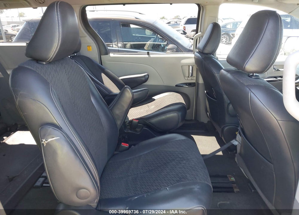 2013 TOYOTA SIENNA SE 8 PASSENGER VIN: 5TDXK3DC5DS310680