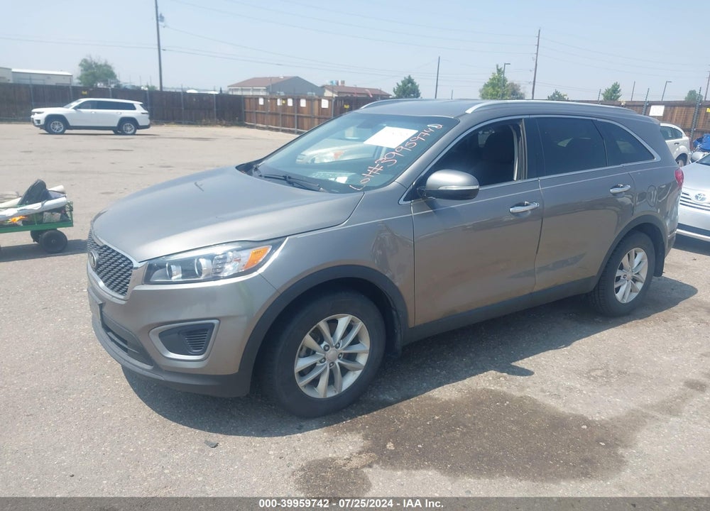 2016 KIA SORENTO 2.4L LX VIN: 5XYPG4A33GG004865