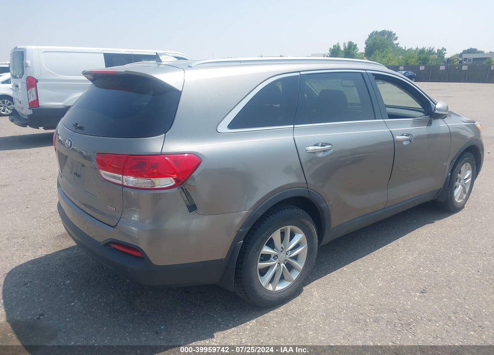 2016 KIA SORENTO 2.4L LX VIN: 5XYPG4A33GG004865
