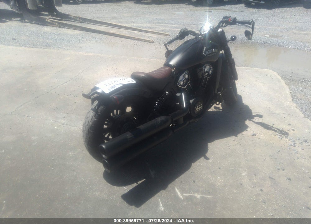 2021 INDIAN MOTORCYCLE CO. SCOUT BOBBER ABS VIN: 56KMTA005M3181075