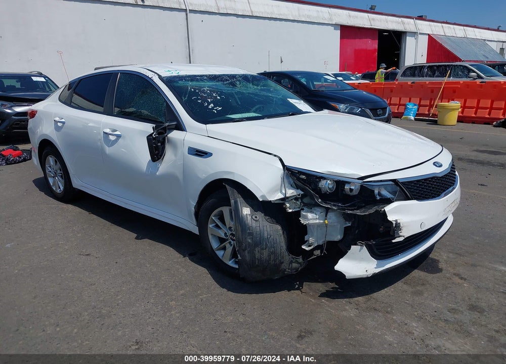 2016 KIA OPTIMA LX VIN: KNAGT4L30G5107014