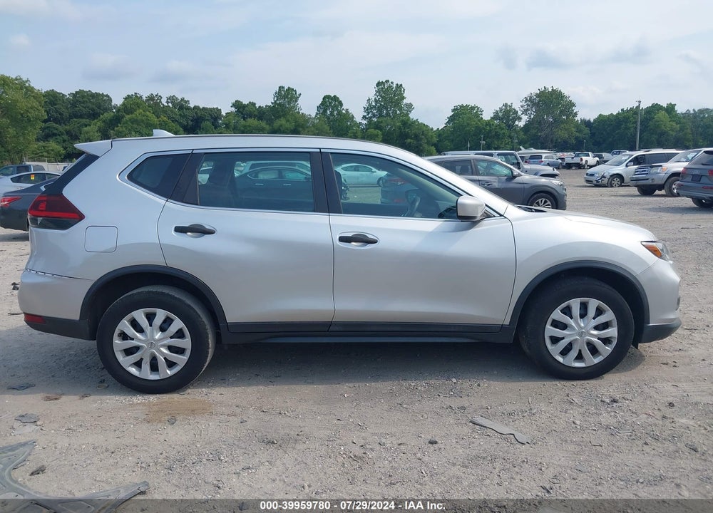 2018 NISSAN ROGUE S VIN: 5N1AT2MV4JC749795