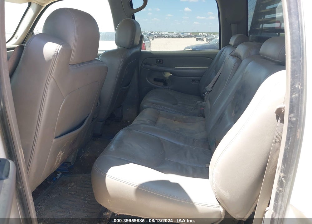 2005 CHEVROLET SILVERADO 2500HD LT VIN: 1GCHK23255F830290