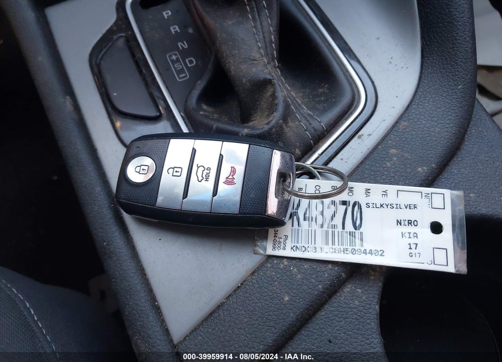 2017 KIA NIRO LX VIN: KNDCB3LC8H5094402