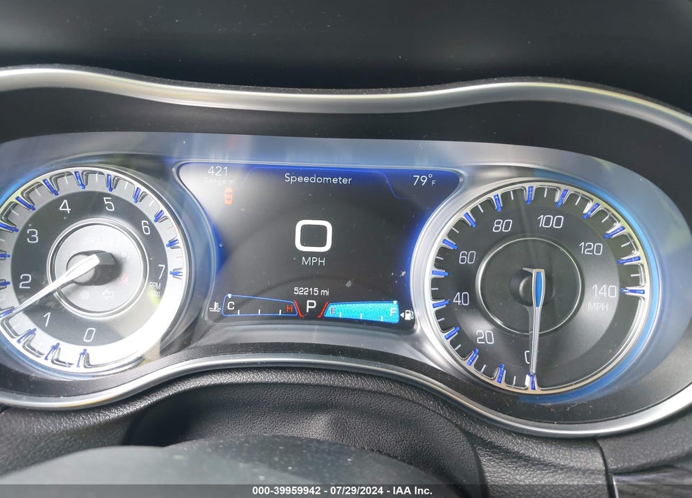 2017 CHRYSLER 300 LIMITED VIN: 2C3CCAAG4HH512183
