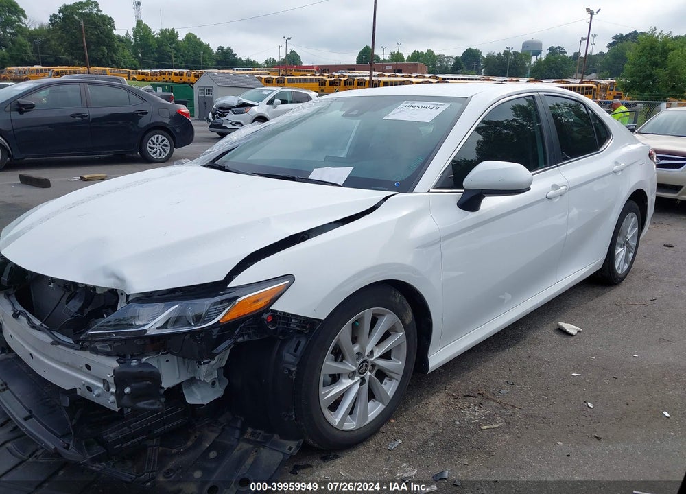 2022 TOYOTA CAMRY LE VIN: 4T1C11AK1NU698646