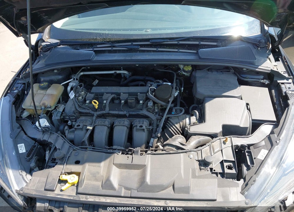 2016 FORD FOCUS SE VIN: 1FADP3K25GL286357