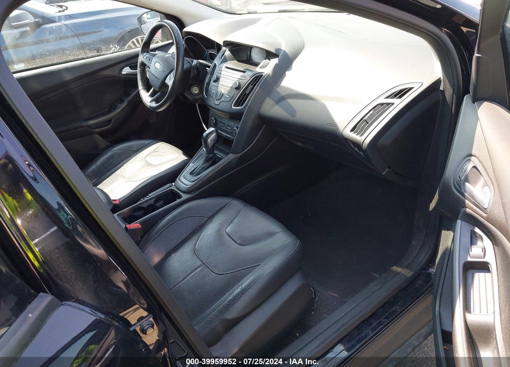 2016 FORD FOCUS SE VIN: 1FADP3K25GL286357