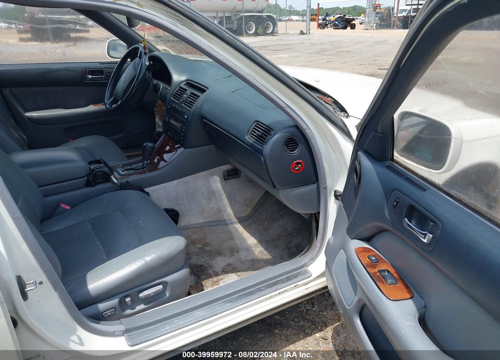 1996 LEXUS LS 400 VIN: JT8BH22F0T0047109