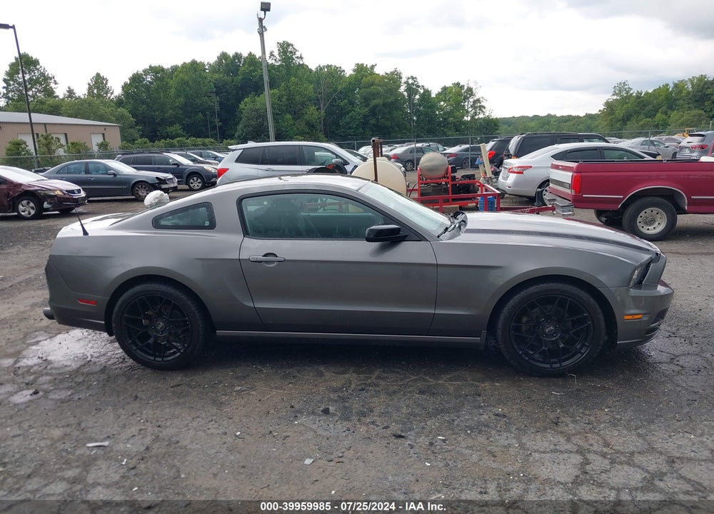 2014 FORD MUSTANG V6 VIN: 1ZVBP8AM4E5254127