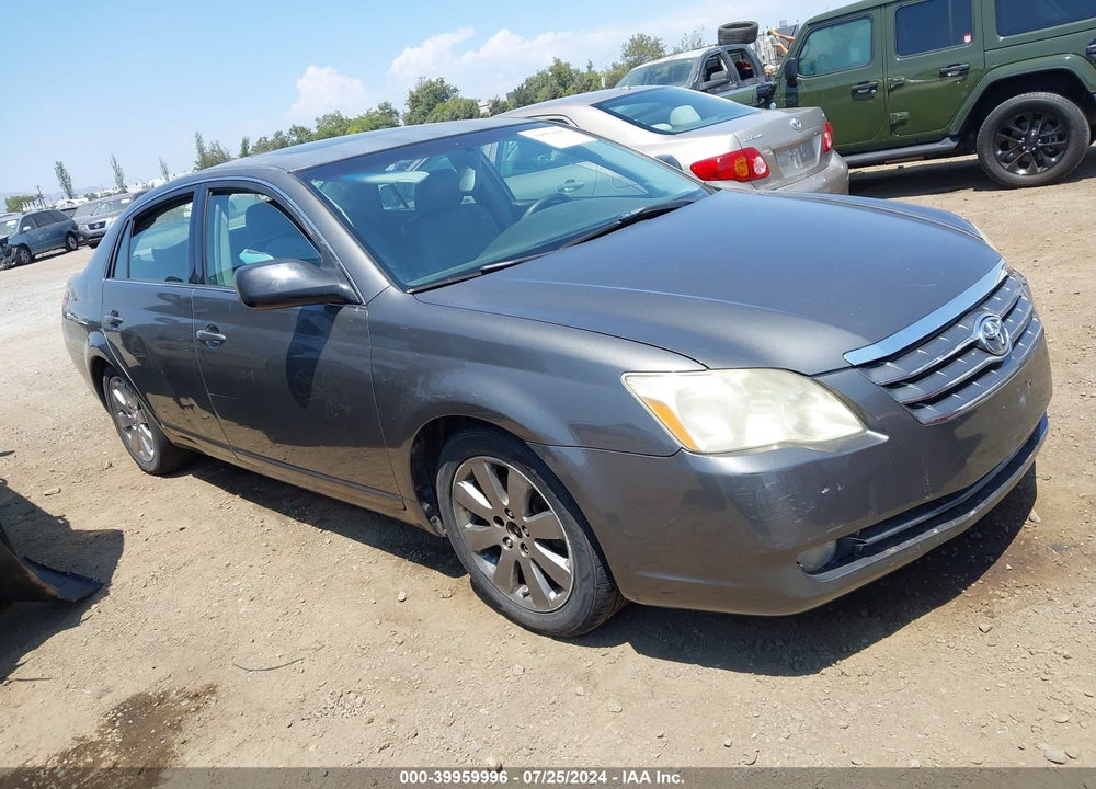 2005 TOYOTA AVALON XLS VIN: 4T1BK36B05U030107
