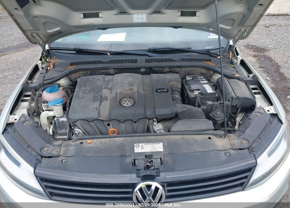 2011 VOLKSWAGEN JETTA 2.5L SE VIN: 3VWDZ7AJ0BM321010