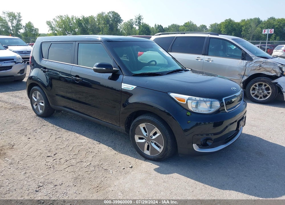 2018 KIA SOUL EV VIN: KNDJP3AE1J7029169