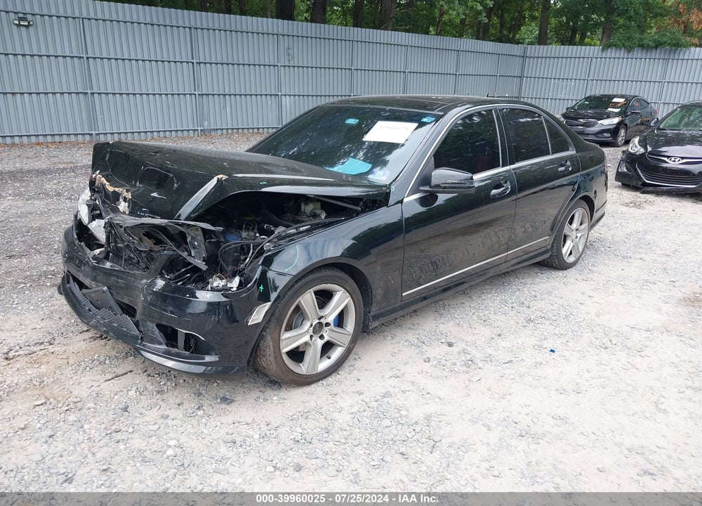 2011 MERCEDES-BENZ C 300 VIN: WDDGF8BBXBR164824