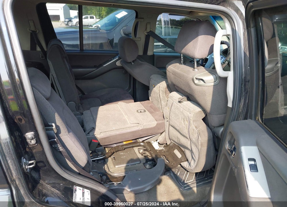 2006 NISSAN PATHFINDER SE VIN: 5N1AR18WX6C654886