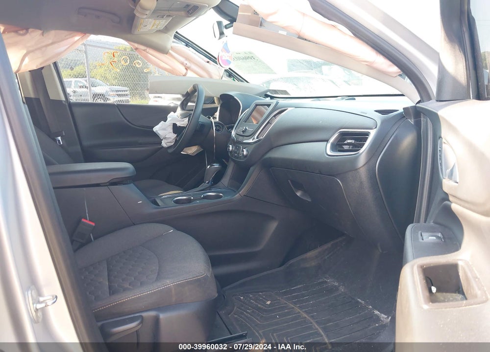 2019 CHEVROLET EQUINOX LT VIN: 2GNAXUEV9K6258000
