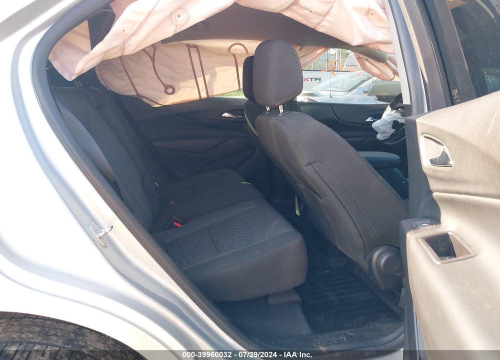2019 CHEVROLET EQUINOX LT VIN: 2GNAXUEV9K6258000