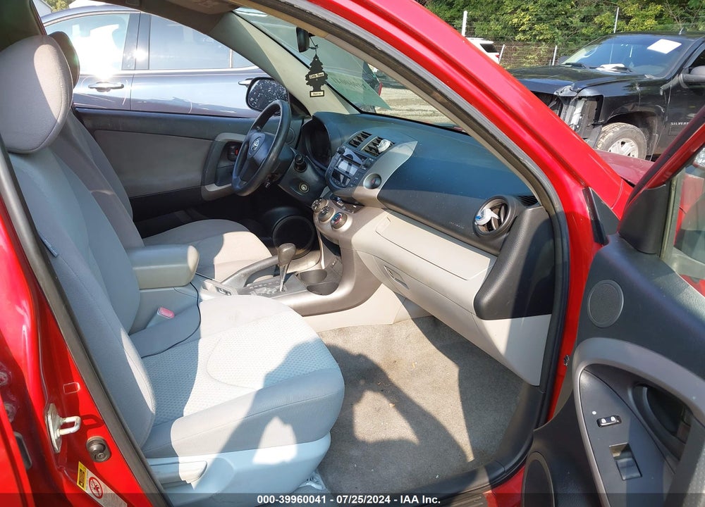 2008 TOYOTA RAV4 BASE V6 VIN: JTMBK33V185047483