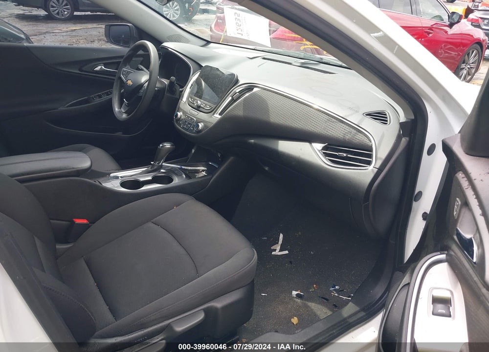 2019 CHEVROLET MALIBU LT VIN: 1G1ZD5ST1KF149896